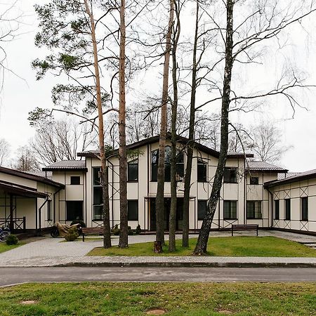 Hotel Baza Otdykha Chaika Zhodzina Exterior foto