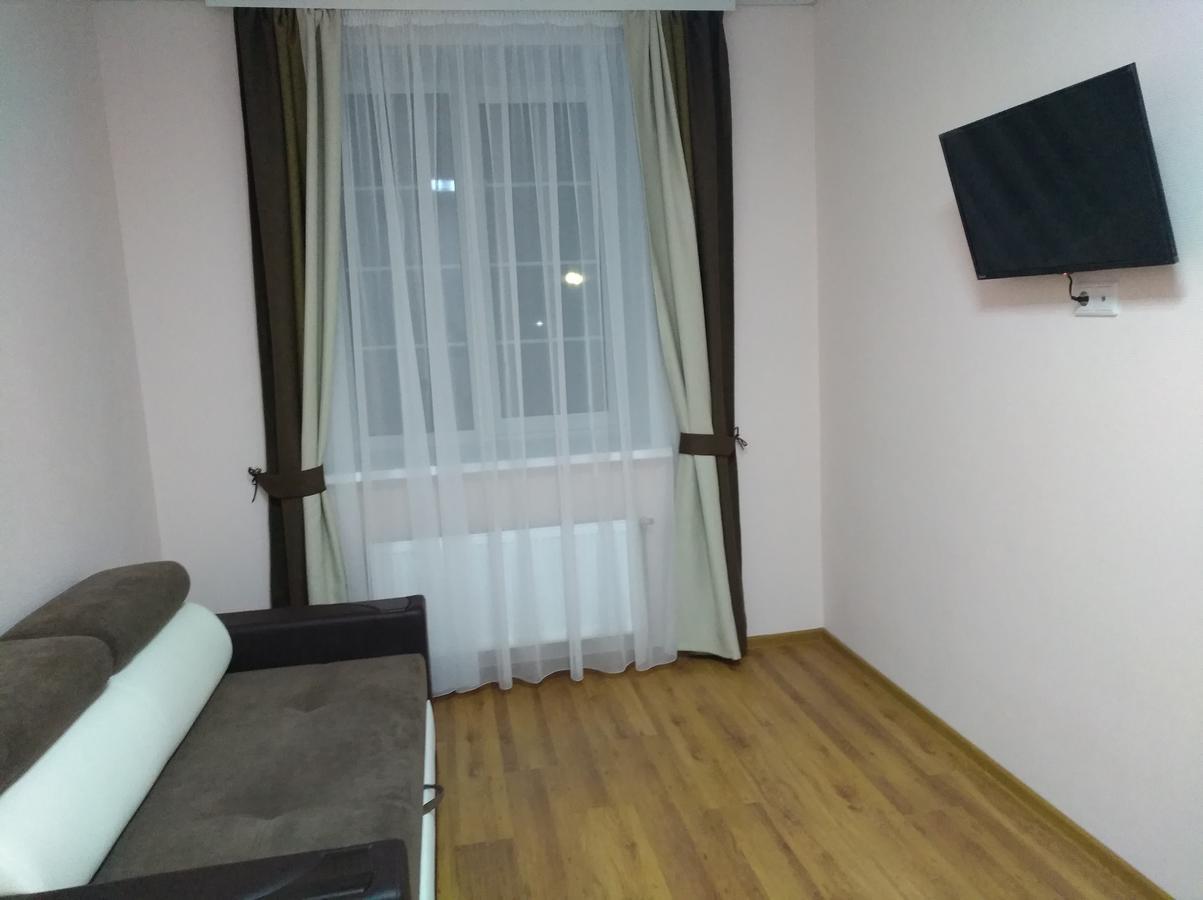 Hotel Baza Otdykha Chaika Zhodzina Exterior foto