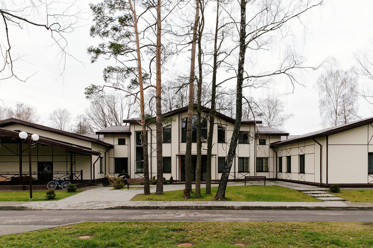 Hotel Baza Otdykha Chaika Zhodzina Exterior foto