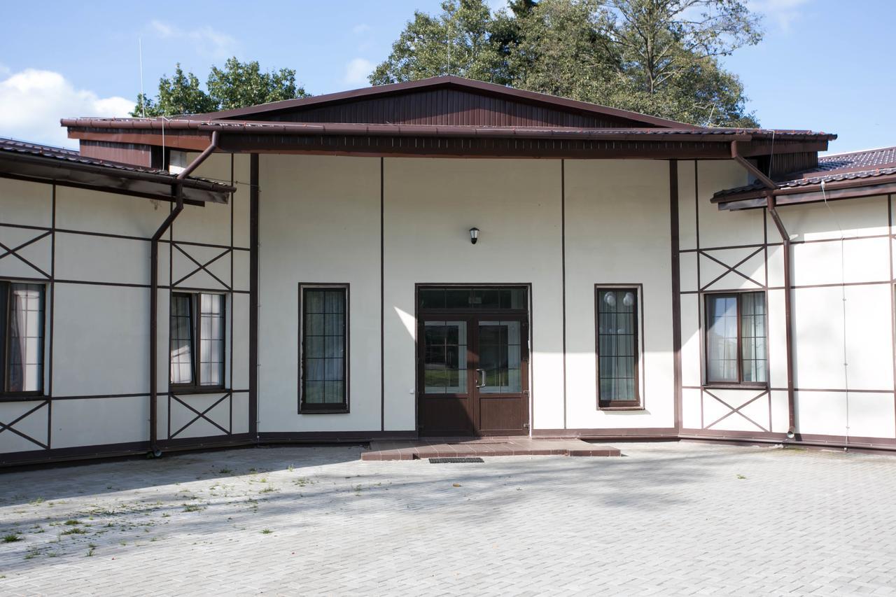 Hotel Baza Otdykha Chaika Zhodzina Exterior foto